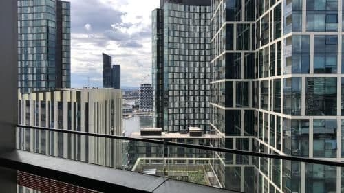 Deluxe Two-Bedroom Two Bathroom Apartment with City View