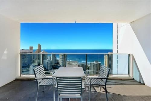 Luxury Two-Bedroom Apartment with Ocean Views