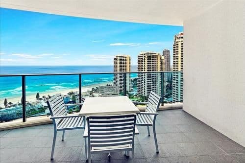 Luxury Two-Bedroom Apartment with Ocean Views