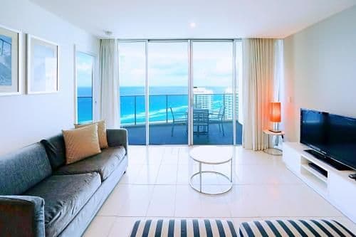 Luxury Two-Bedroom Apartment with Ocean Views