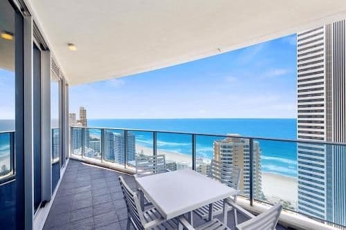 Luxury Two-Bedroom Apartment with Ocean Views