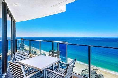 Luxury Two-Bedroom Apartment with Ocean Views
