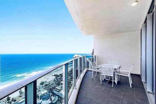 Luxury Two-Bedroom Apartment with Ocean Views