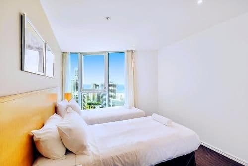 Luxury Two-Bedroom Apartment with Ocean Views