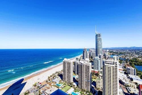 Luxury Two-Bedroom Apartment with Ocean Views