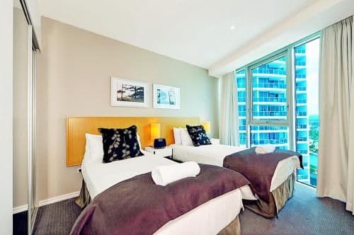 Luxury Two-Bedroom Apartment with Ocean Views