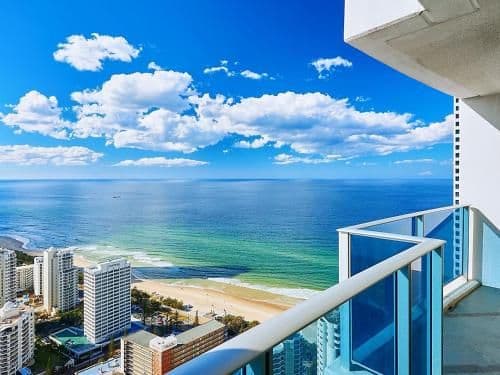Luxury Two-Bedroom Apartment with Ocean Views