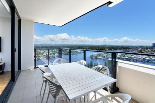 Three-Bedroom Apartment with Ocean View