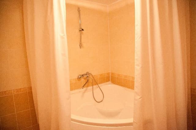 SUITE THREE BEDROOMS