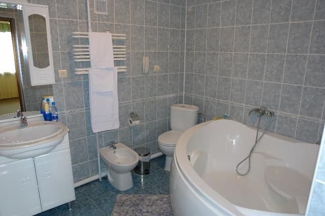 SUITE TWO BEDROOMS