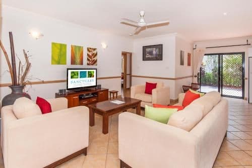 Five-Bedroom Holiday Home