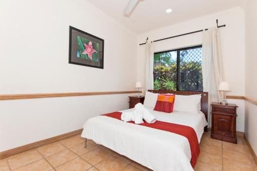 Five-Bedroom Holiday Home