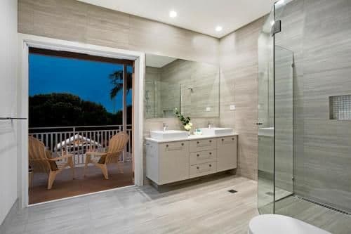 Six-Bedroom Holiday Home