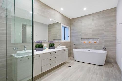 Six-Bedroom Holiday Home