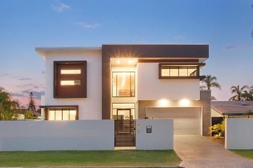 Six-Bedroom Holiday Home