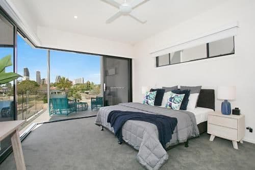 Five-Bedroom Holiday Home