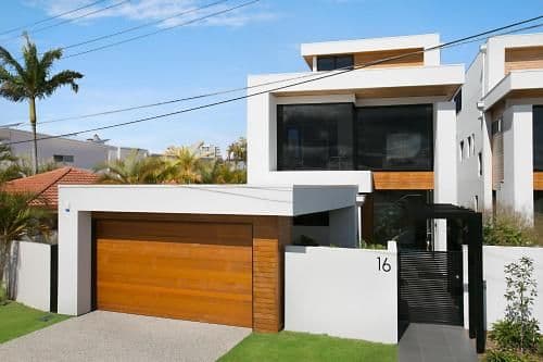 Five-Bedroom Holiday Home