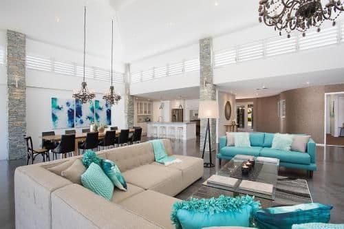 Seven-Bedroom Holiday Home