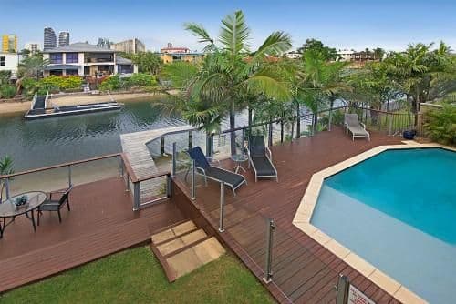 Six-Bedroom Holiday Home