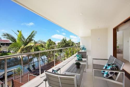 Six-Bedroom Holiday Home