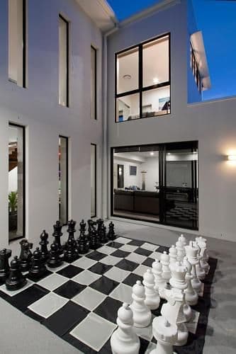 Eight-Bedroom Holiday Home