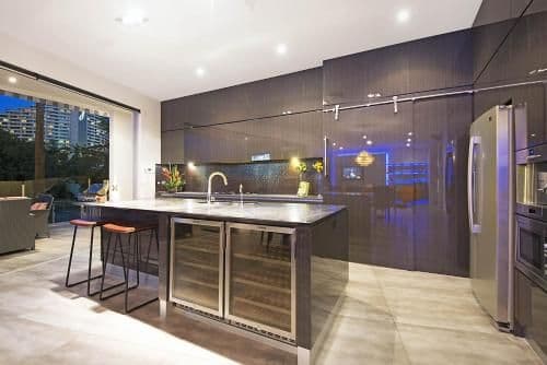 Seven-Bedroom Holiday Home