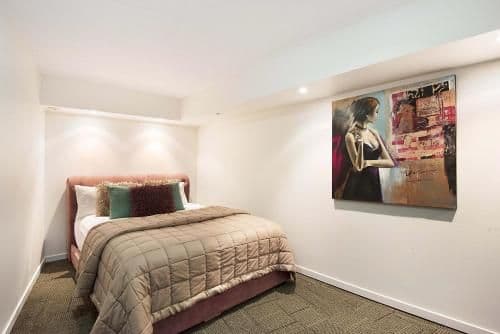 Seven-Bedroom Holiday Home