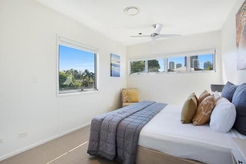 Seven-Bedroom Holiday Home