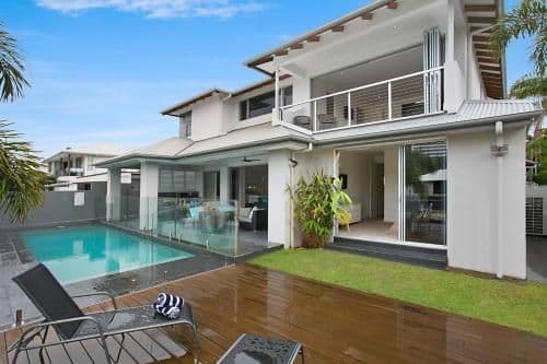 Six-Bedroom Holiday Home