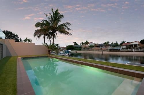 Seven-Bedroom Holiday Home