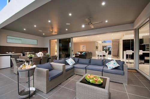 Seven-Bedroom Holiday Home