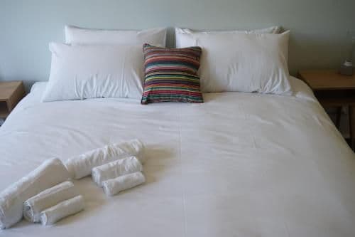 Deluxe King Room with Shared Bathroom