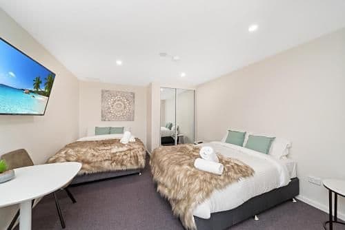 Deluxe Family Room