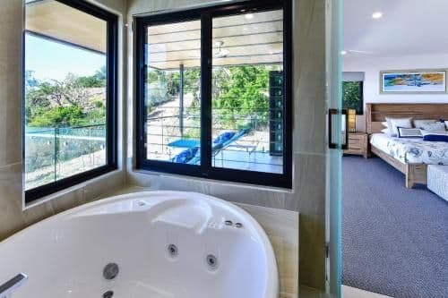 3 bedroom seaview – Apartment 8