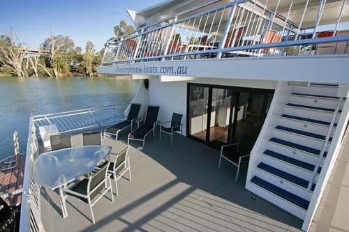 Four-Bedroom Houseboat - Absolute Indulgence 