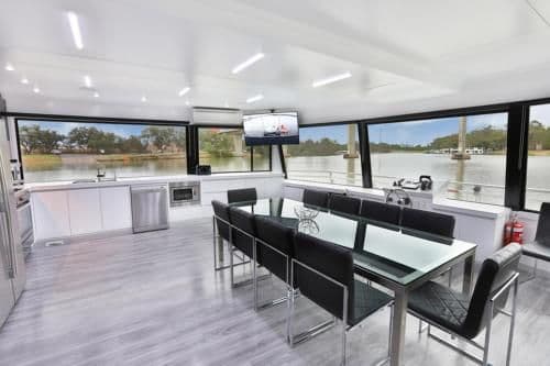 Six-Bedroom Houseboat - Platinum Indulgence
