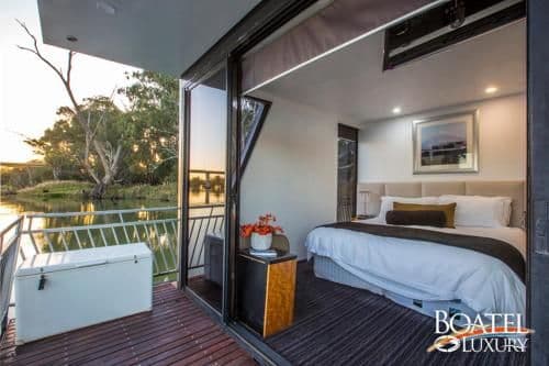 Five-Bedroom Houseboat - Boatel Luxury 
