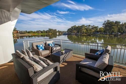 Five-Bedroom Houseboat - Boatel Luxury 