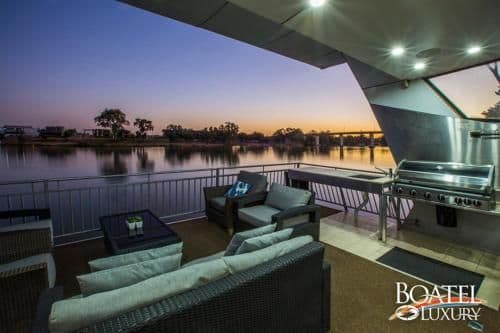 Five-Bedroom Houseboat - Boatel Luxury 