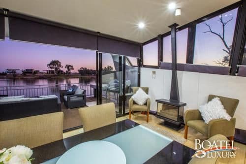 Five-Bedroom Houseboat - Boatel Luxury 