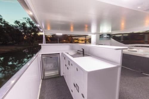 Four-Bedroom Houseboat - Sapphire Indulgence