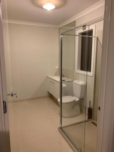 Standard King Room with Shower