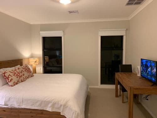 Standard King Room with Shower