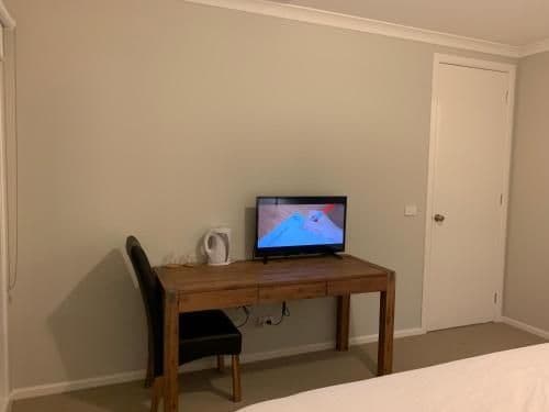 Standard King Room with Shower