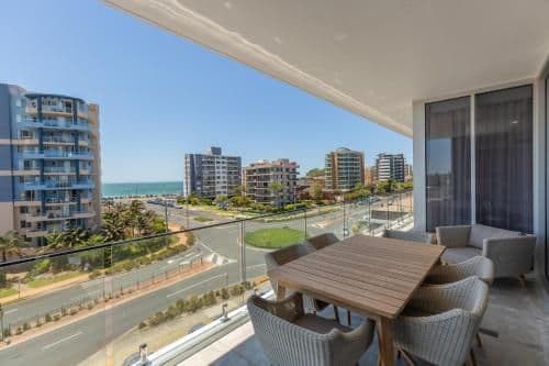 Apartment with Sea View