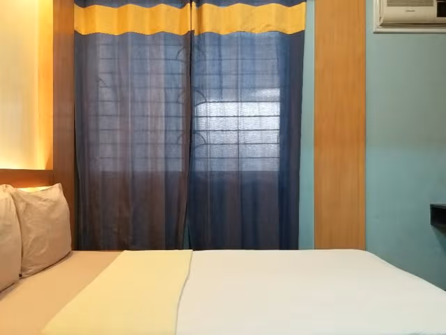 SUITE ONE BEDROOM