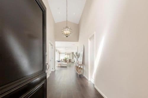 Six-Bedroom Apartment