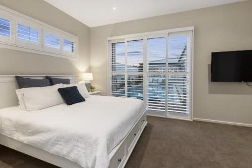 Six-Bedroom Apartment