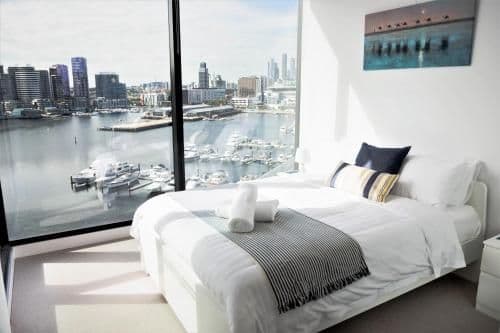 Luxury Two-Bedroom / Two Bathroom Apartments Harbour Views