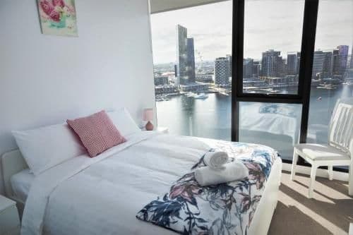 Luxury Two-Bedroom / Two Bathroom Apartments Harbour Views